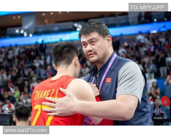 姚明加盟江苏篮球队引发热议球迷期待新赛季精彩表现与团队合作 姚明加盟江苏篮球队引发热议球迷期待新赛季精彩表现与团队合作