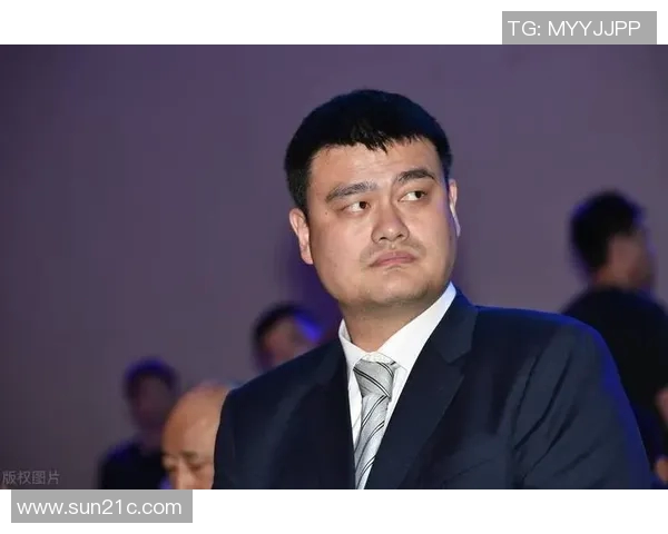 姚明深情回忆与玫瑰的故事探讨人生与梦想的交织之美