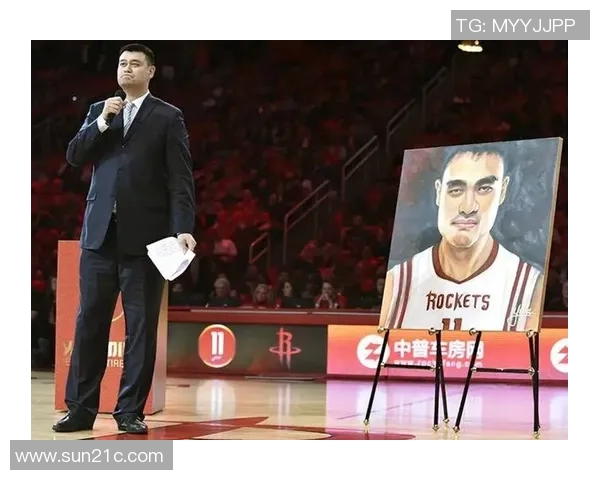 姚明凭篮球天赋与努力成功保送清华大学开启新的人生篇章