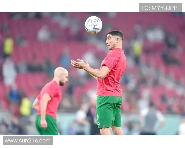 足球明星展现成熟魅力的微笑瞬间与背后的故事 足球明星展现成熟魅力的微笑瞬间与背后的故事