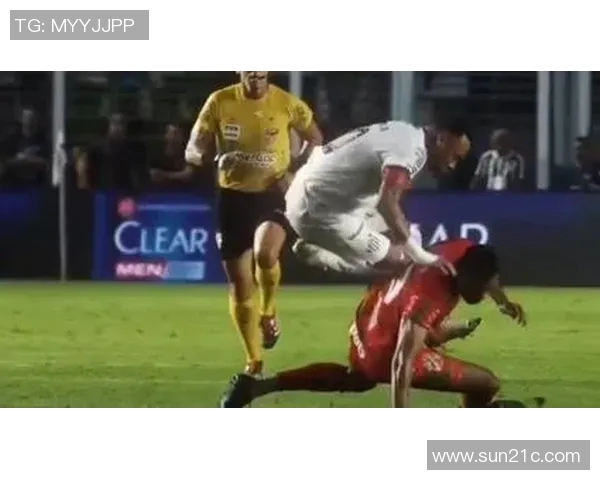 足球明星被犯规搞笑瞬间大合集让你捧腹大笑的精彩时刻 足球明星被犯规搞笑瞬间大合集让你捧腹大笑的精彩时刻